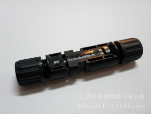 注塑成型代加工太阳能光伏连接器TUV认MC4插头