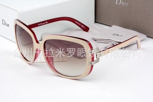 2012¿DIORϰ13Ůʿ̫ī