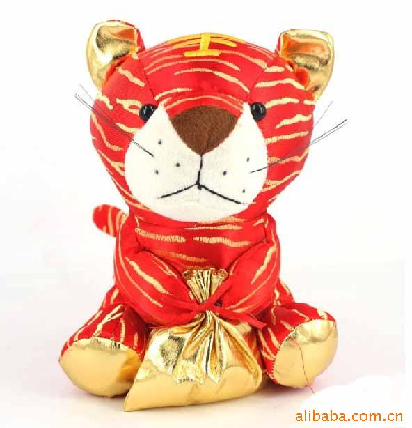 热销吉祥物招财老虎挂件招财吉祥虎车饰毛绒玩