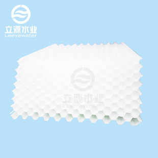 蜂窝斜管填料(Φ25,0.5mm片厚,乙丙共聚,尺寸1000*1000*866)