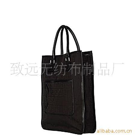 加工各类时款手袋,无纺布手袋,高尔夫球袋,