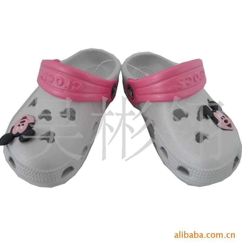CROCSСͯDISNEYͼ