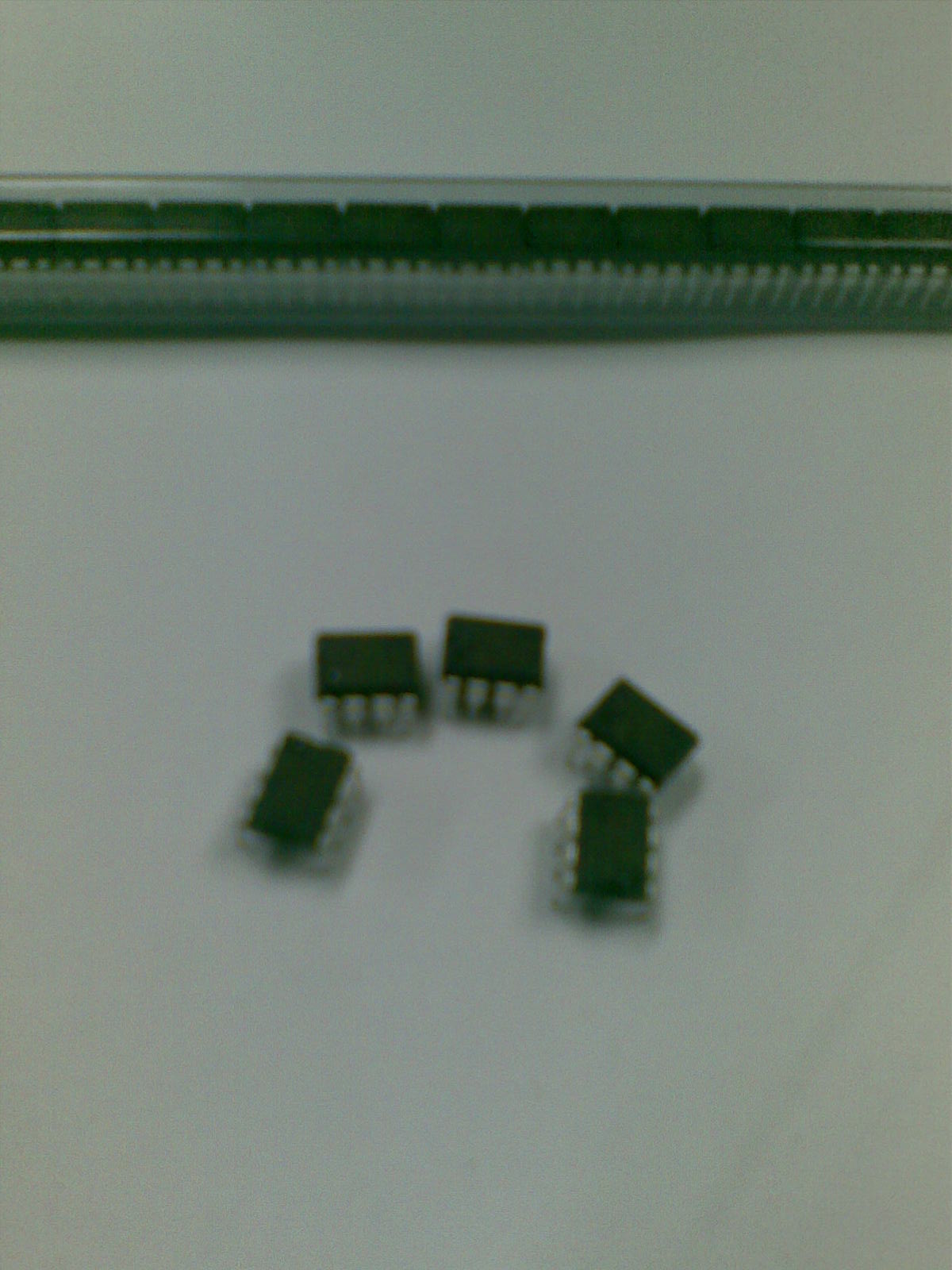65HVD3082