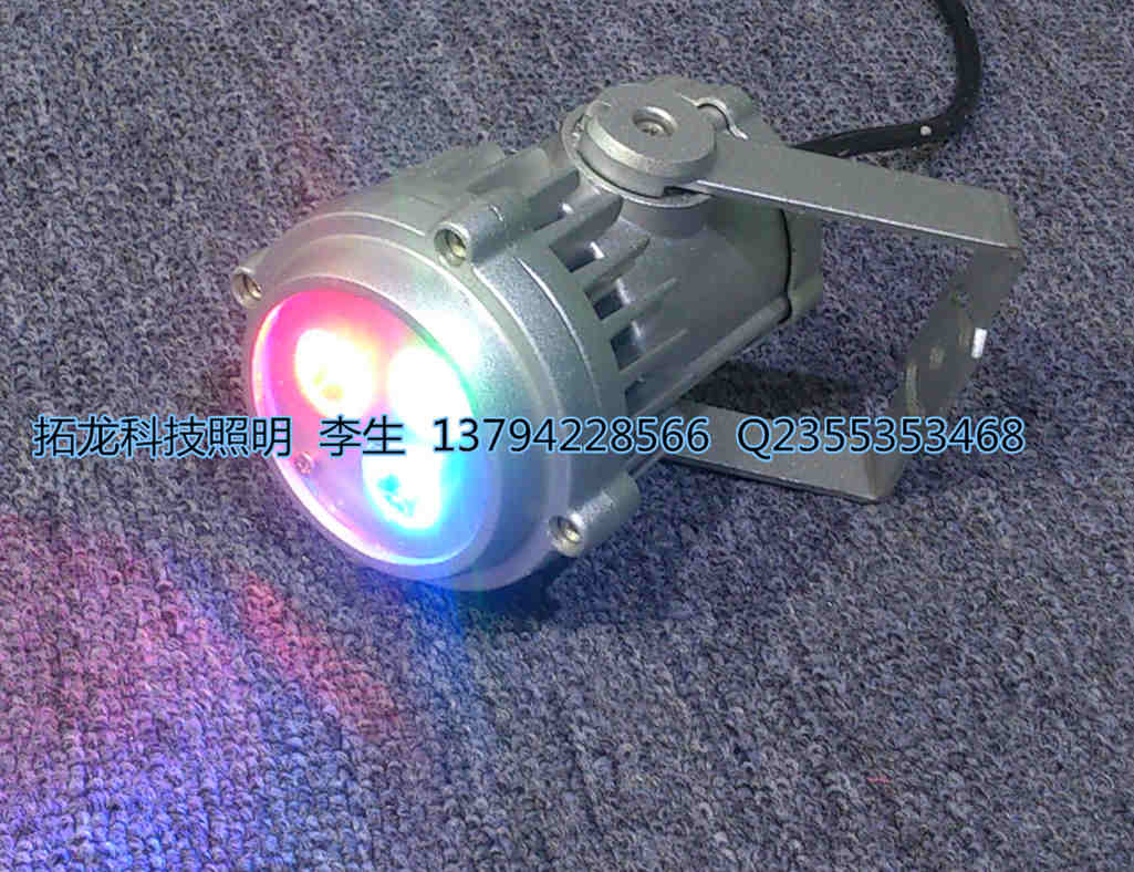 ͬʱԱ߲LEDͶͶ