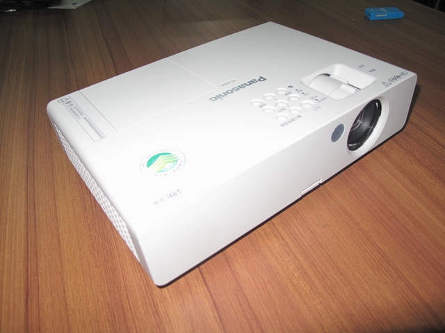ݸͶӰPT-X320CͶӰ