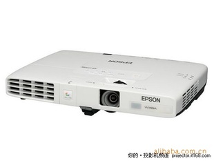 ͶӰEB-C260M2600ͱЯPCʾ