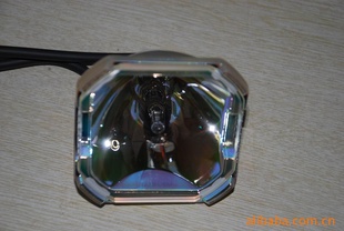 NSH250ͶӰ