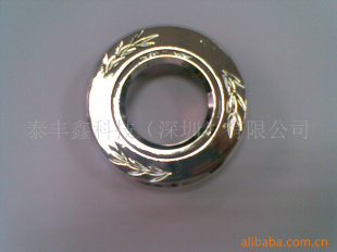 豸