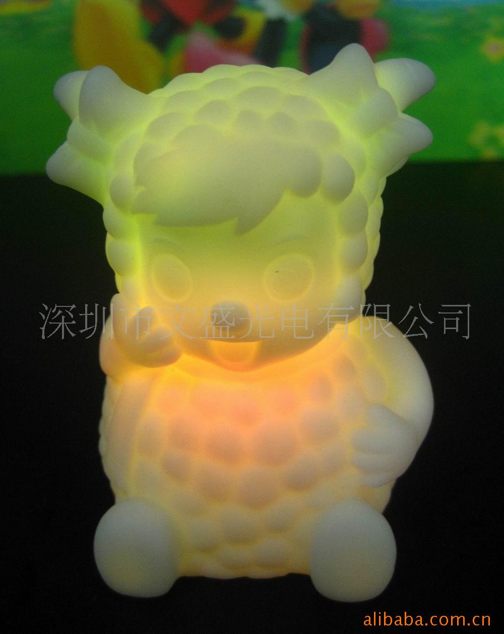 美羊羊,灰太狼,喜羊羊,发光玩具(图)