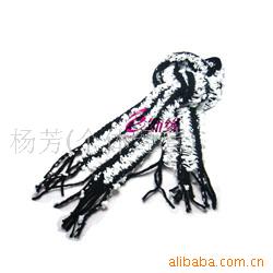 黑白毛线围巾