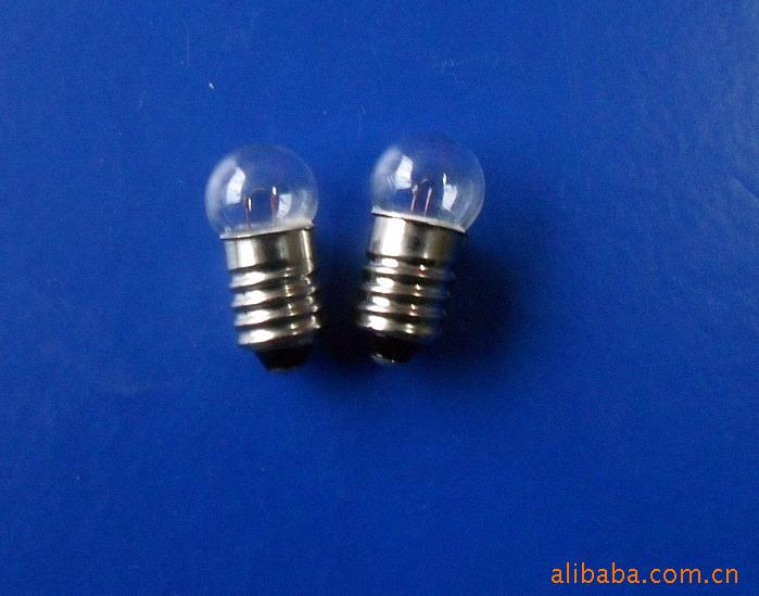 3.8V0.3A