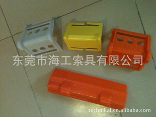 塑料护角,玻璃护角,,纸箱护角.捆绑带,吊带护套.15999766569