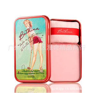 Benefit42.5g