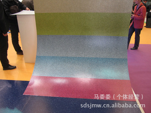 山东临沂塑胶地板批发临沂PVC塑胶地板卷材临沂塑胶地板