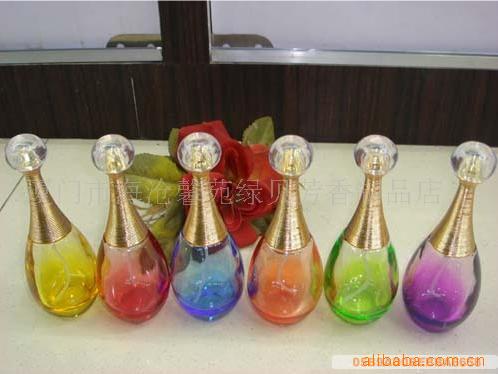 香水,散装香水,香水吧,汽车香水,香水柜台,精油