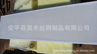 껷