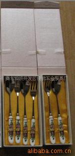 批发陶瓷不锈钢餐具、套装餐具