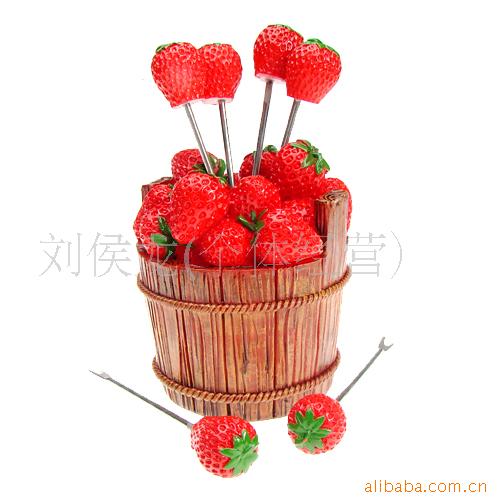 新奇特/桶装草莓水果叉/创意家居/懒人用品