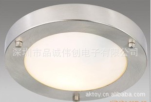 LEDɢLED