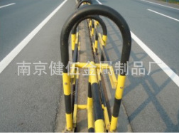 出厂价各种高速公路钢管预应力活动护拦