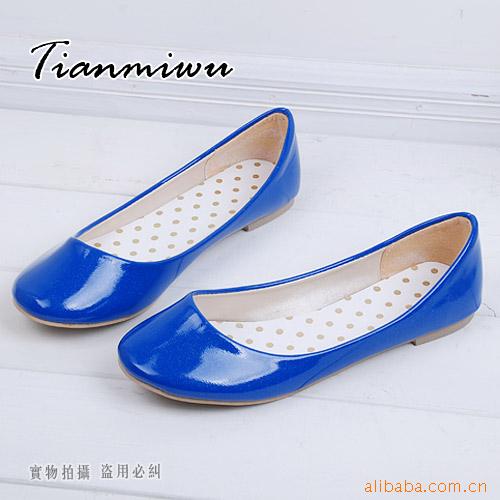 ؼ750΢ЦŮ¿ǳڵЬǹƽЬ