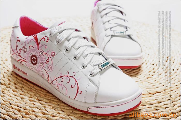 Q1027Ь