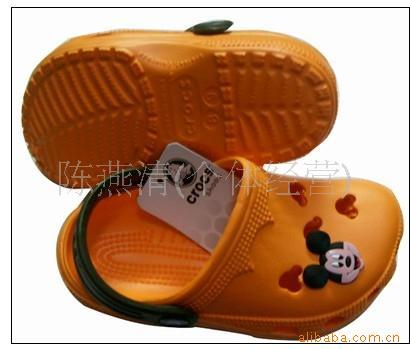 CROCSͯЬϵжЬͯ