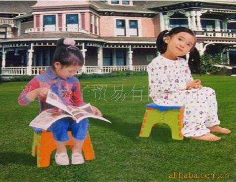 折叠凳子塑料凳子