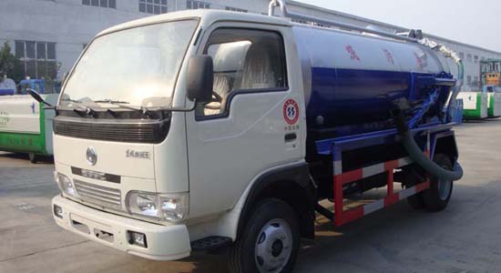 小型吸污车,东风小霸王吸污车3方
