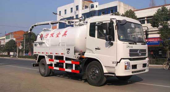 小型吸污车,东风天锦真空吸污车