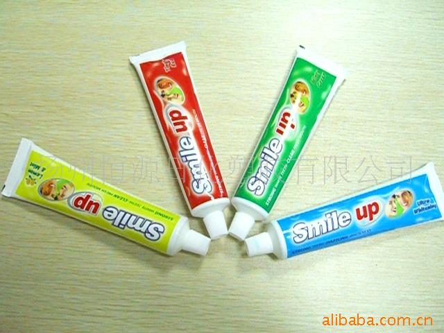 óӢ