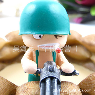 新奇特创意礼品*灰缸 小强系列--士兵突击