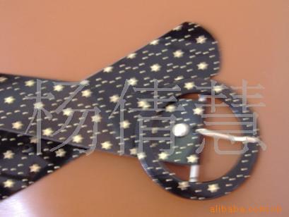Ǵ