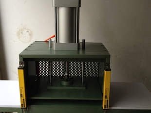 LJ211ѹƽѹƽ