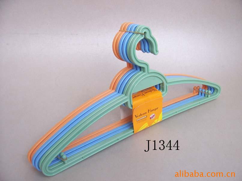 ¼/¼J13446/