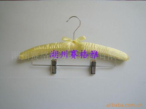 ¼