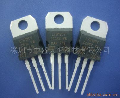 ѹIC7812