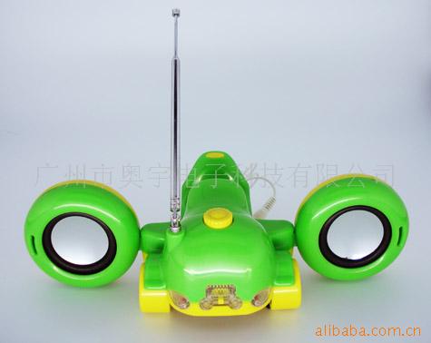 新奇特礼品,促销品,塞车音箱带收音机