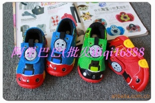 ֱ~~THOMAS˹Q8ͷЬ