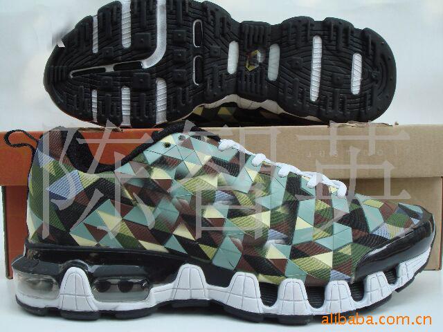 ˶ЬNikeCͿTN10Ь(ͼ)