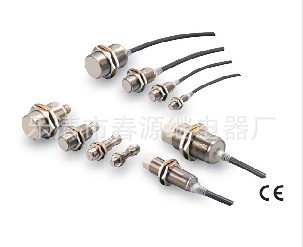 OMRON欧姆龙E2E-X10MF2接近开关