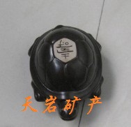 Ʒ