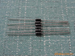 大量MIC长脚58MM整流二极管IN4007
