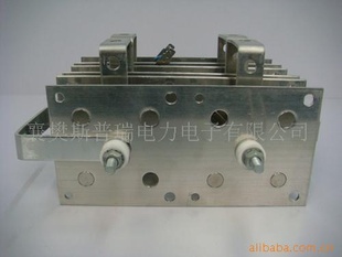 UDQ300Aϵ