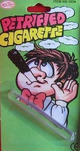 ߳*