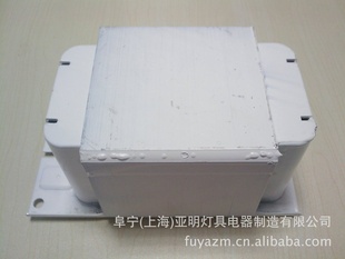 GM๦GM1000W