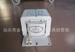1000W±