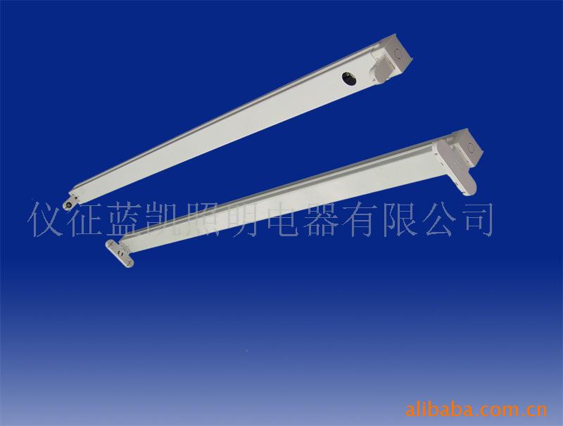 T8荧光灯支架灯