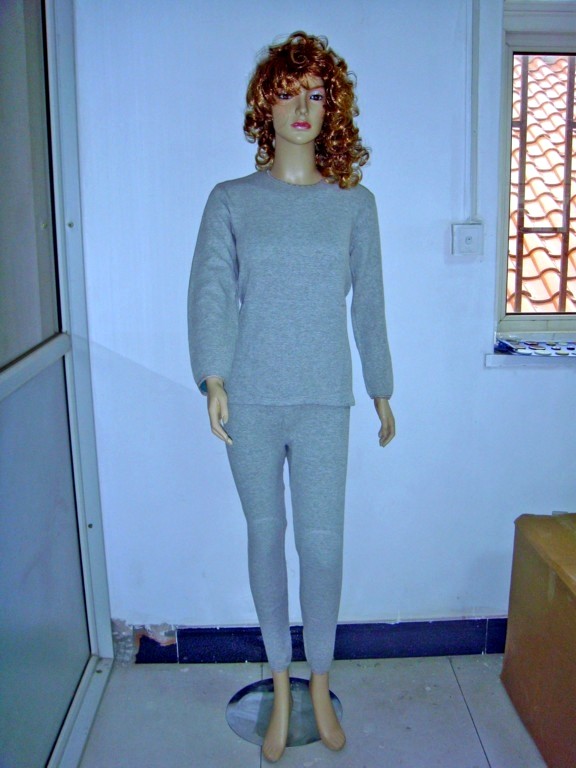 ׷
