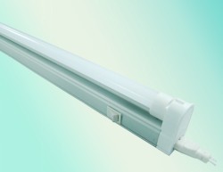 T50.6米乳白罩日光管